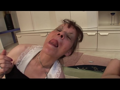 ❤️ Dy gjyshe dhe një gjysh kanë një treshe Vetëm porno në pornografi sq.teencumpot.ru