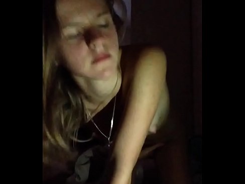 ❤️ Një vajzë masturbon dhe sperma Vetëm porno në pornografi sq.teencumpot.ru
